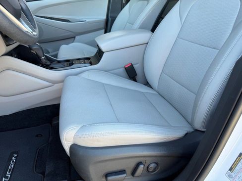 Certified 2020 Hyundai Tucson Value w/ Cargo Package image 10