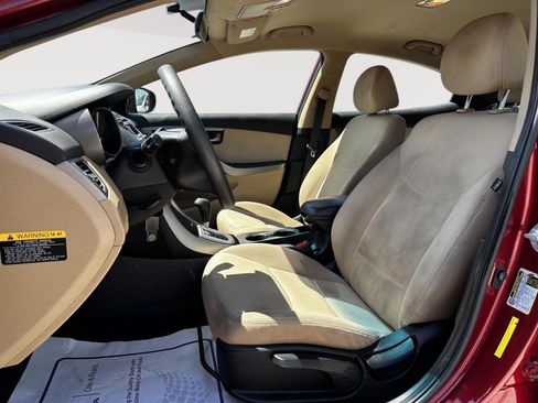Used 2013 Hyundai Elantra GLS w/ Preferred Pkg FWD image 7