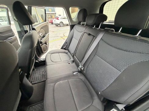 Used 2016 Kia Soul + w/ Audio Package FWD image 13
