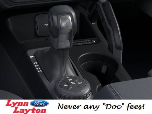 New 2025 Ford Bronco Big Bend w/ Black Diamond Package image 17