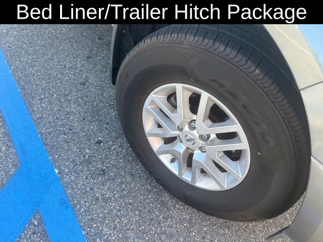 Used 2017 Nissan Frontier SV RWD image 2