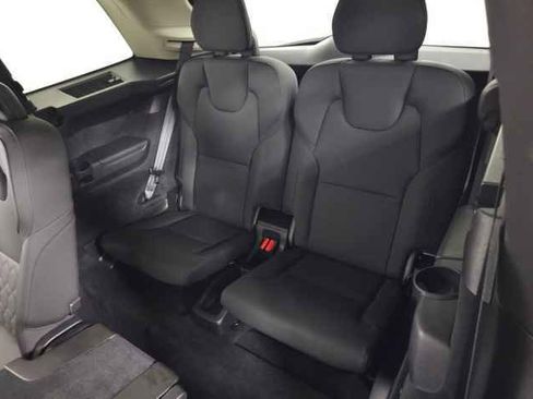 Certified 2026 Volvo XC90 B6 Plus AWD/4WD image 22