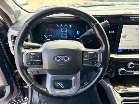 Used 2023 Ford F250 Lariat w/ Chrome Package AWD/4WD image 15