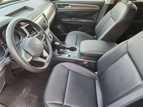 Used 2021 Volkswagen Atlas SE image 8