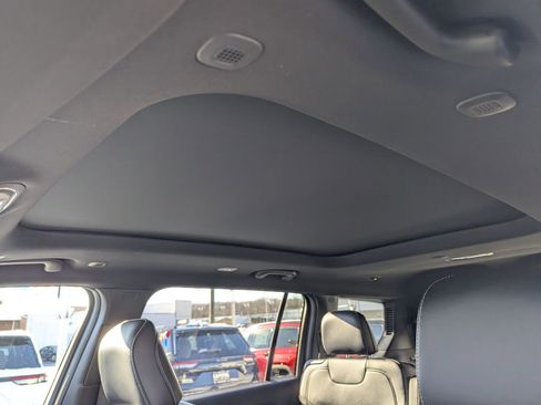 New 2025 Jeep Grand Cherokee L Limited image 19