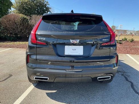 Used 2024 Cadillac XT4 Premium Luxury image 23
