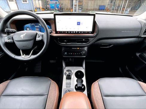 Used 2025 Ford Bronco Sport Outer Banks w/ Outer Banks Tech Package+ image 15