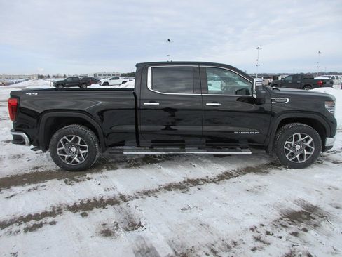 New 2026 GMC Sierra 1500 SLT w/ SLT Premium Plus Package image 3