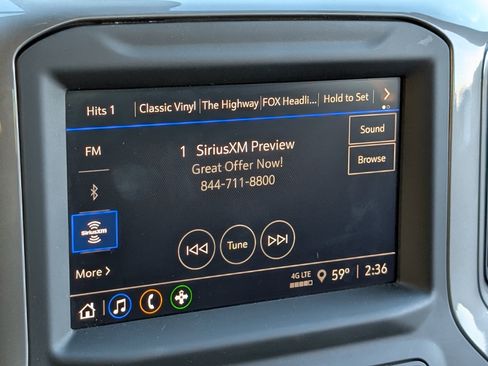 Used 2022 Chevrolet Silverado 1500 Custom image 27