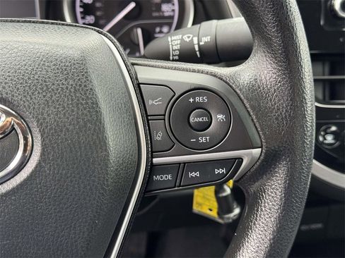 Used 2024 Toyota Camry LE image 11