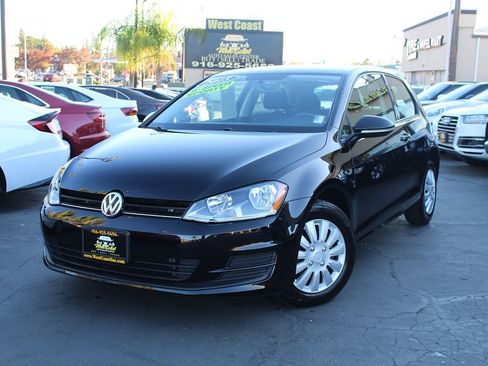 Used 2015 Volkswagen Golf Launch Edition image 34