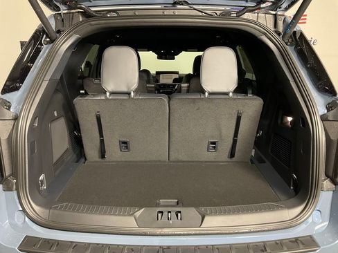 New 2026 Ford Explorer ST-Line w/ ST-Line Street Pack RWD image 11
