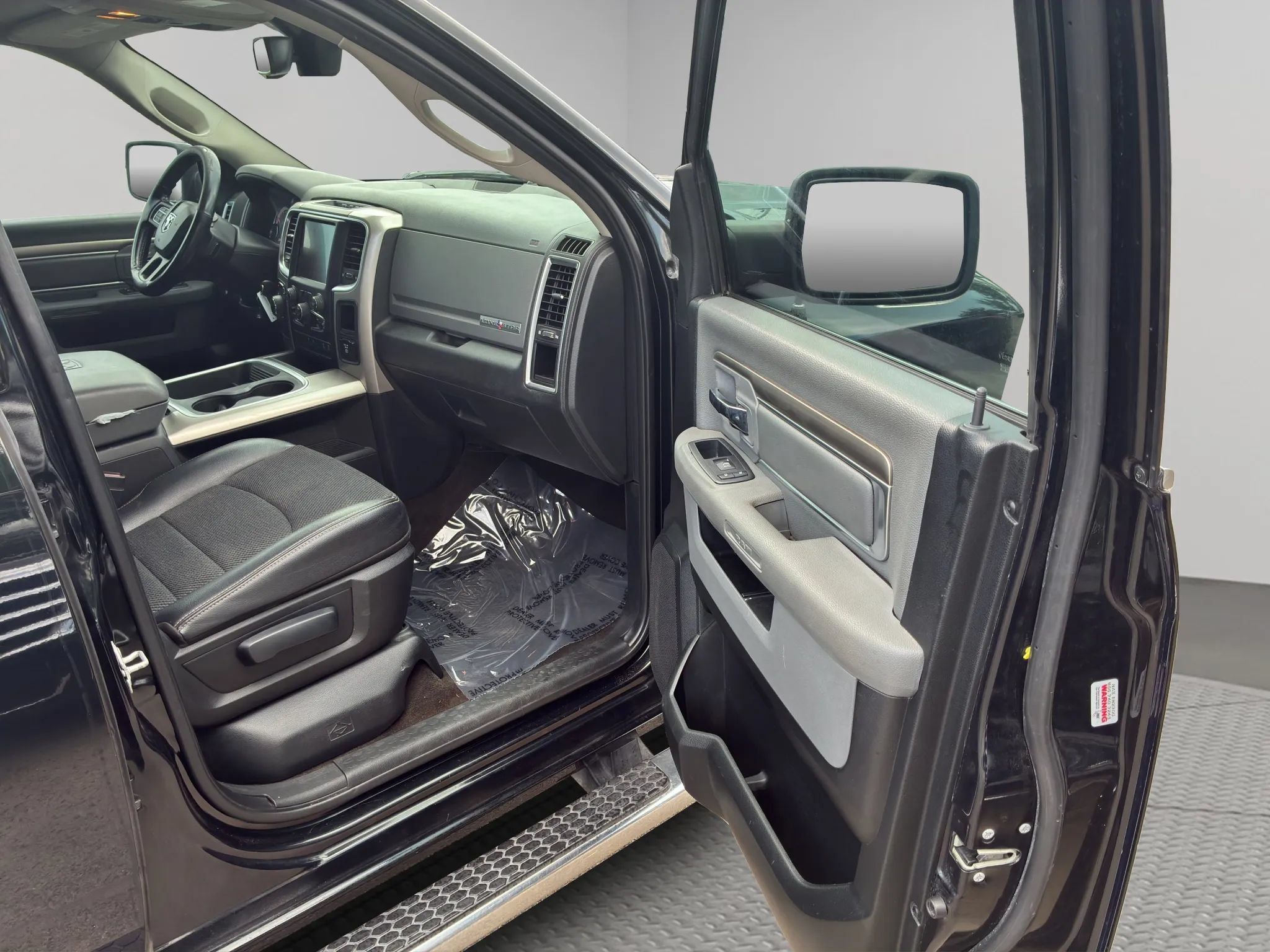 Used 2017 RAM 1500 Lone Star RWD image 20