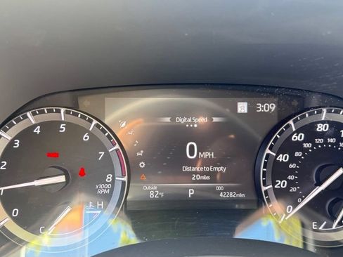 Used 2020 Toyota Highlander Limited AWD/4WD image 22