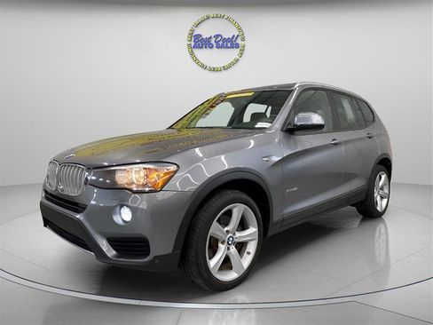 Used 2017 BMW X3 xDrive28i AWD/4WD image 2