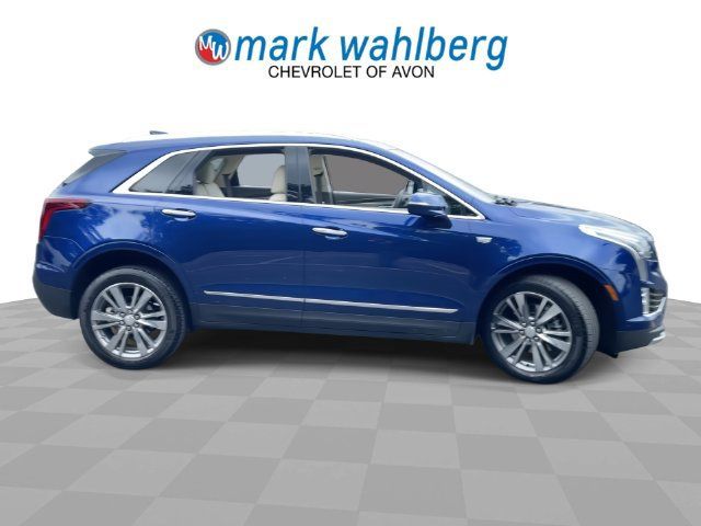 Certified 2024 Cadillac XT5 Premium Luxury AWD/4WD image 9