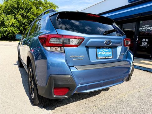 Used 2021 Subaru Crosstrek 2.0i Premium w/ Moonroof Package AWD/4WD image 24