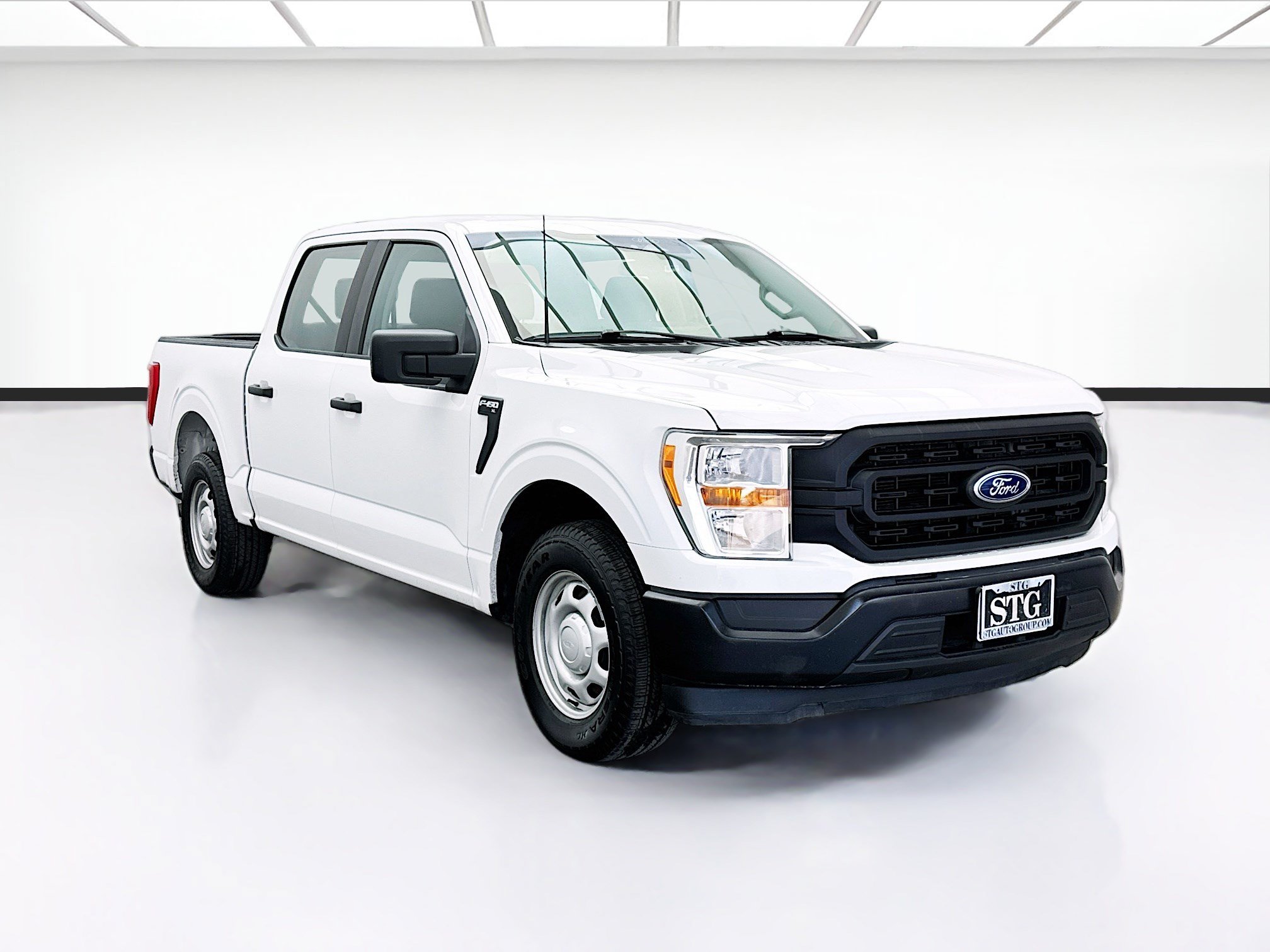 Used 2022 Ford F150 XL RWD image 3