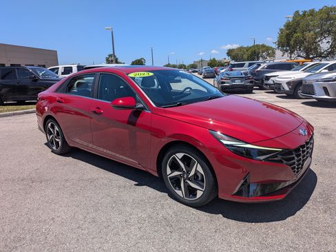 Used 2023 Hyundai Elantra Limited FWD image 1