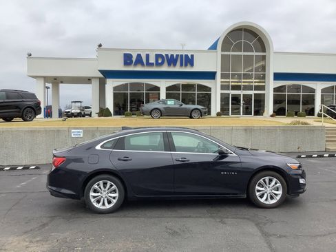 Used 2023 Chevrolet Malibu LT w/ Driver Confidence Package image 8