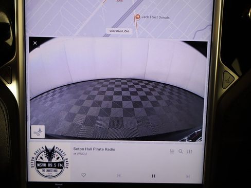 Used 2015 Tesla Model S 85D image 48