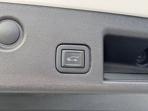 Certified 2024 Chevrolet Equinox LT image 11