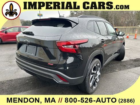 New 2026 Chevrolet Trax RS w/ Sunroof Package FWD image 14