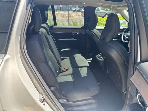 Certified 2025 Volvo XC90 B6 Plus AWD/4WD image 13
