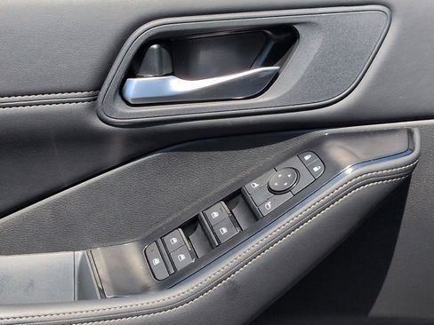 New 2026 Nissan Rogue SV FWD image 13