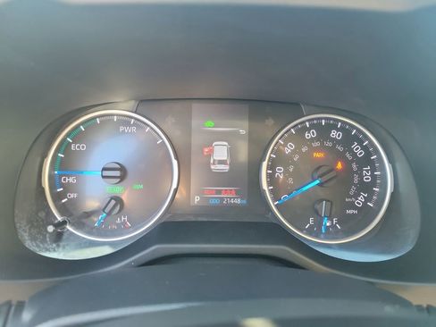 Used 2022 Toyota RAV4 XLE image 26