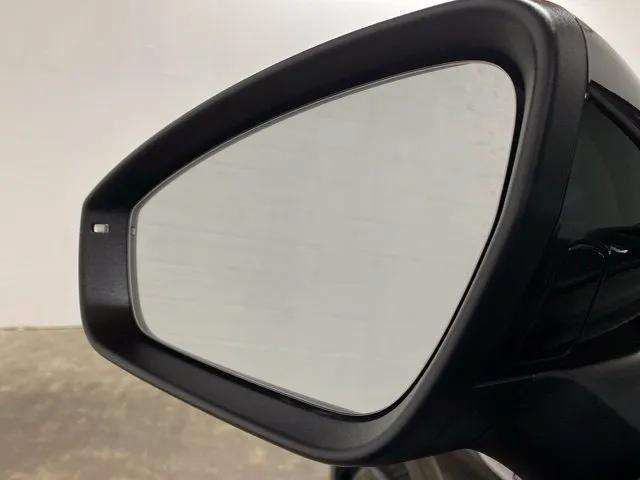 Used 2024 Volkswagen ID.4 Pro AWD/4WD image 99