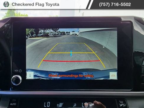 Used 2025 Toyota Camry LE w/ Convenience Package FWD image 31