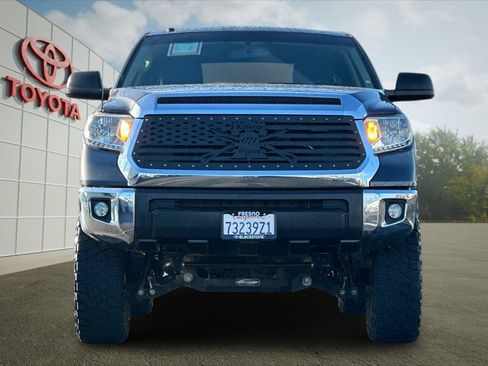 Used 2016 Toyota Tundra SR5 w/ SR5 Upgrade Package image 8