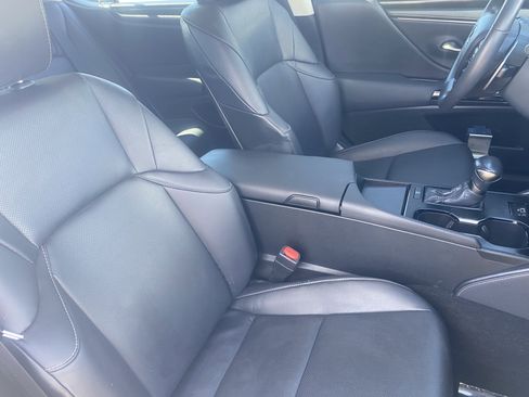 Used 2023 Lexus ES 350 w/ Accessory Package (Z1) image 10