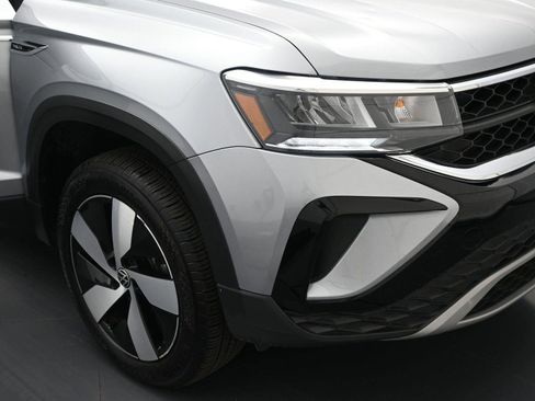 Used 2024 Volkswagen Taos S image 13