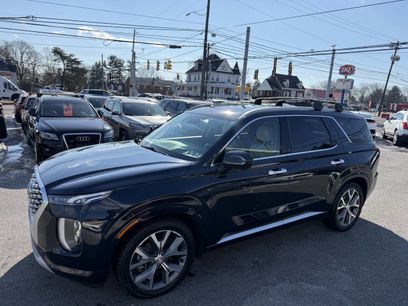 Used 2021 Hyundai Palisade Limited w/ Cargo Package