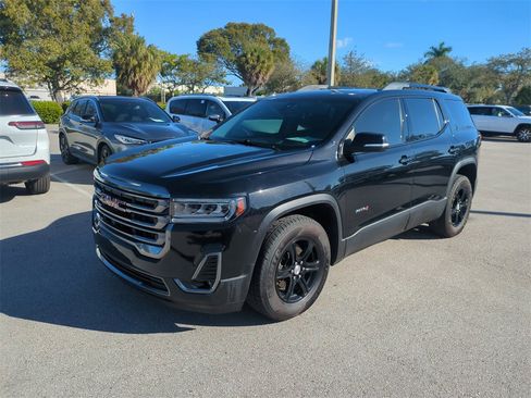 Used 2022 GMC Acadia AT4 w/ Technology Package image 10