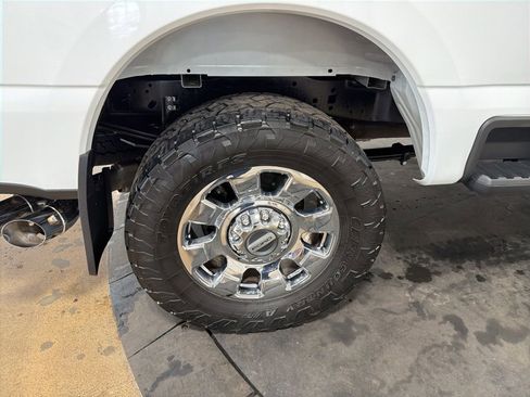 Used 2023 Ford F250 Lariat w/ Lariat Ultimate Package AWD/4WD image 36