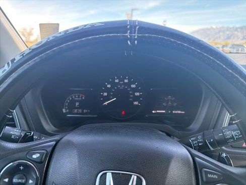 Used 2022 Honda HR-V EX image 16