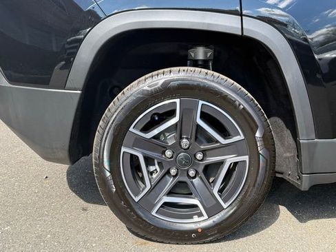 New 2026 Jeep Cherokee Limited AWD/4WD image 19