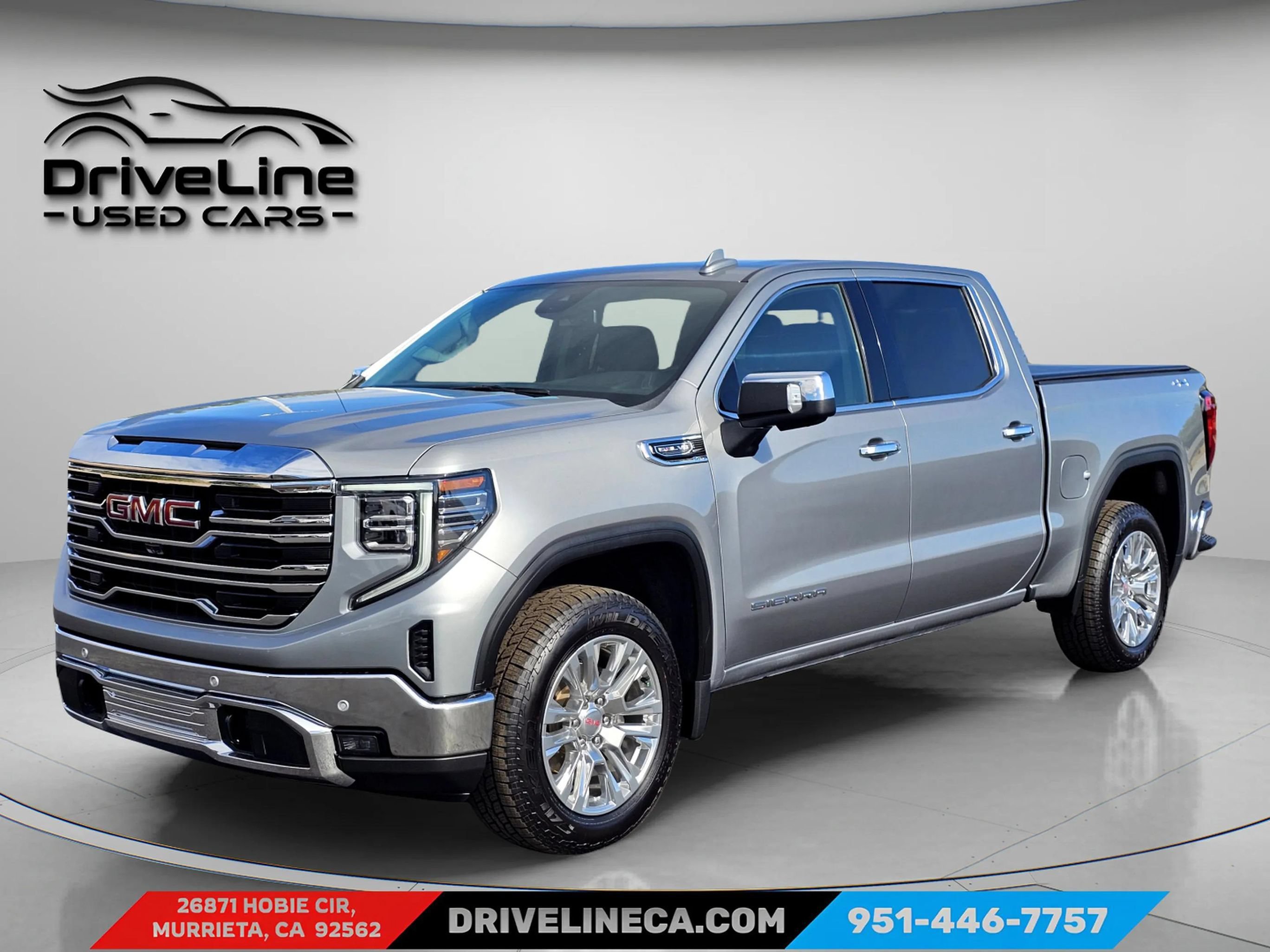 Used 2025 GMC Sierra 1500 SLT w/ SLT Premium Package AWD/4WD image 1