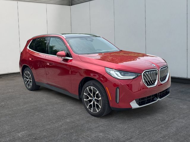 Used 2025 BMW X3 xDrive30i w/ Premium Package AWD/4WD image 7