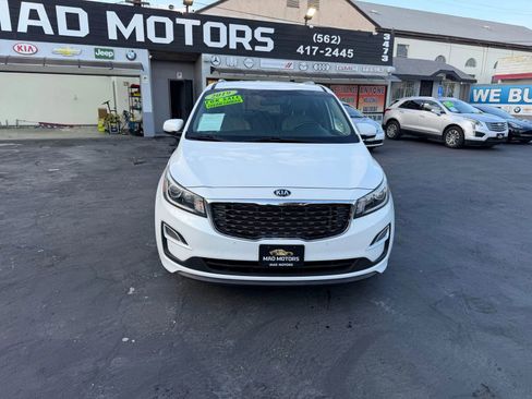 Used 2019 Kia Sedona EX FWD image 6