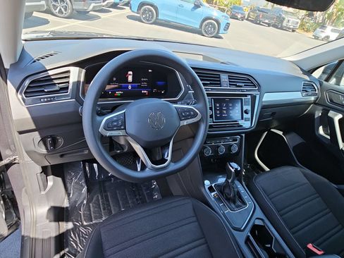 Used 2023 Volkswagen Tiguan S FWD image 15