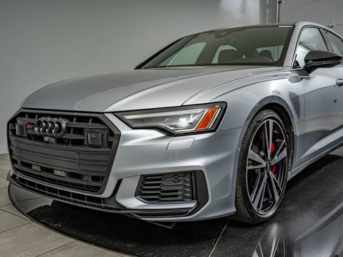 Used 2022 Audi S6 Premium Plus w/ S Sport Package AWD/4WD image 14