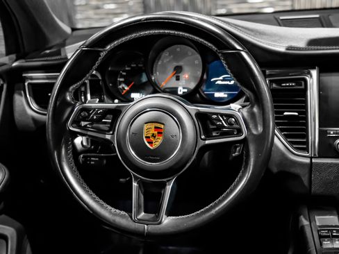 Used 2018 Porsche Macan S AWD/4WD image 14