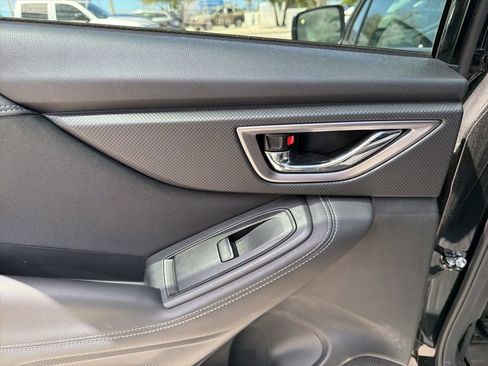 Used 2020 Subaru Forester Premium image 12