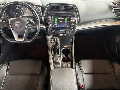 Used 2022 Nissan Maxima SV w/ Floor Mat Group FWD image 18