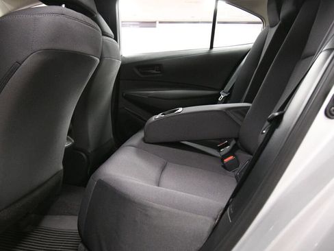 Used 2025 Toyota Corolla LE FWD image 20