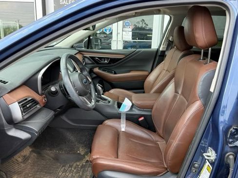 Used 2020 Subaru Outback Touring XT AWD/4WD image 2